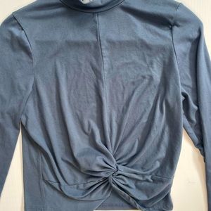 Cute Front knot long sleeve